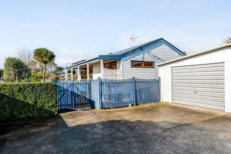 Photo of property in 401b Carrington Street, Upper Vogeltown, New Plymouth, 4310