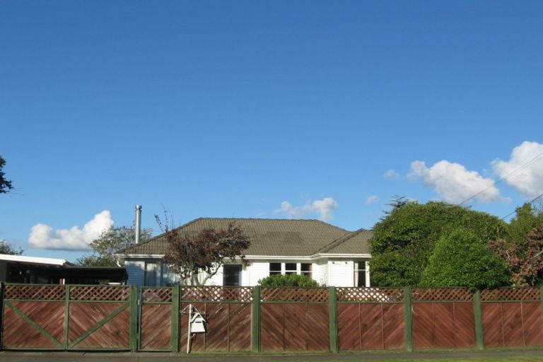 Photo of property in 58 Routley Crescent, Elderslea, Upper Hutt, 5018