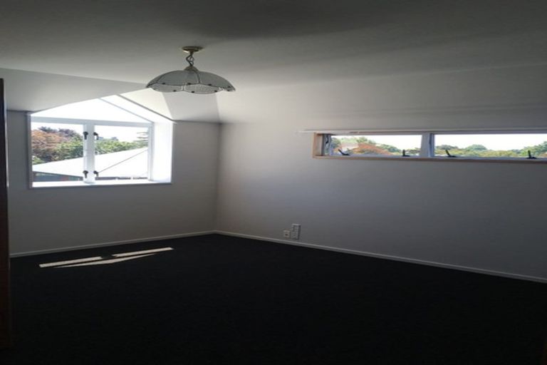 Photo of property in 103 Suva Street, Upper Riccarton, Christchurch, 8041