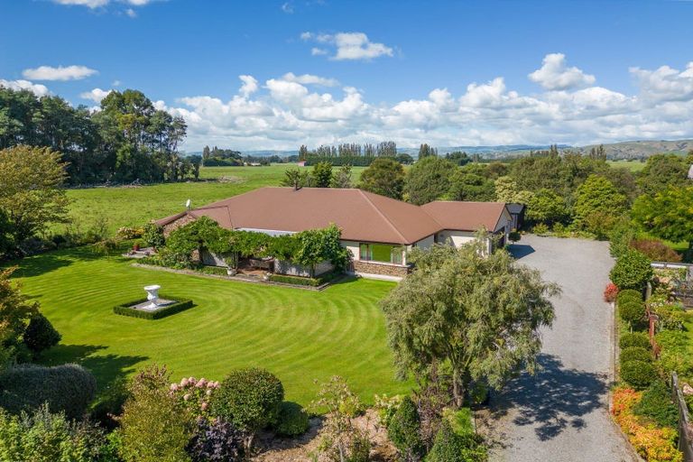 Photo of property in 39 Reading Street, Greytown, 5712