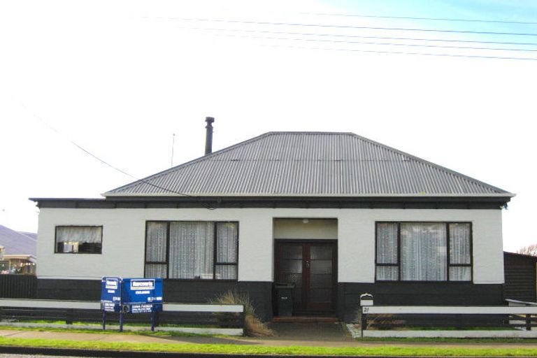 Photo of property in 21 Spencer Street, Bluff, 9814