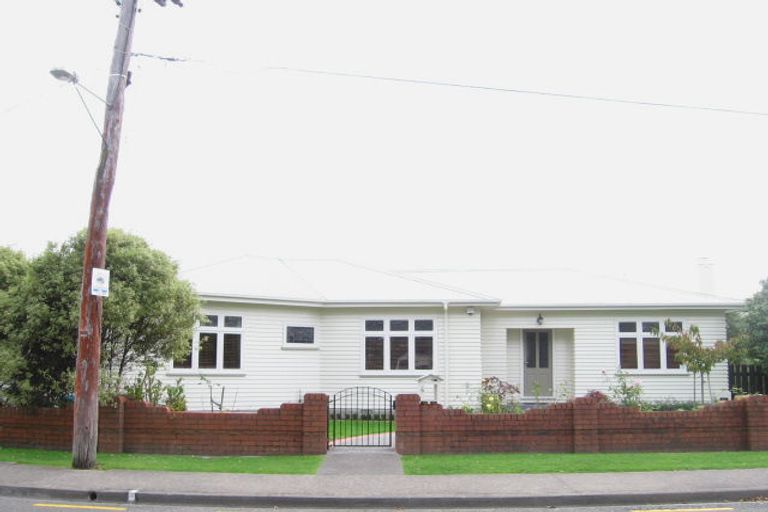 Photo of property in 6 Ariki Street, Boulcott, Lower Hutt, 5010