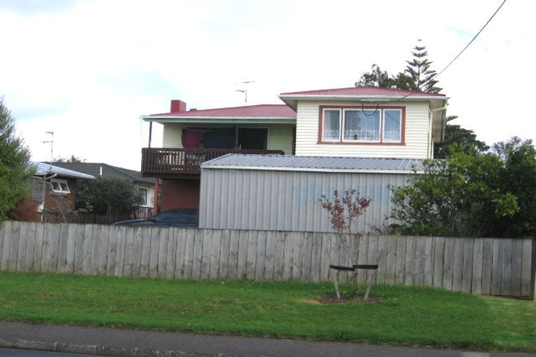 Photo of property in 706 Te Atatu Road, Te Atatu Peninsula, Auckland, 0610