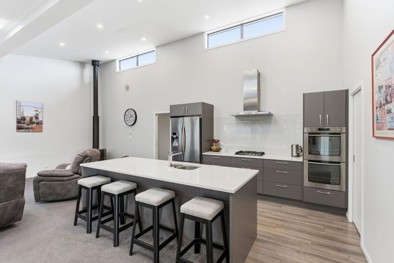 Photo of property in 5 Guardsman Place, Prebbleton, 7604