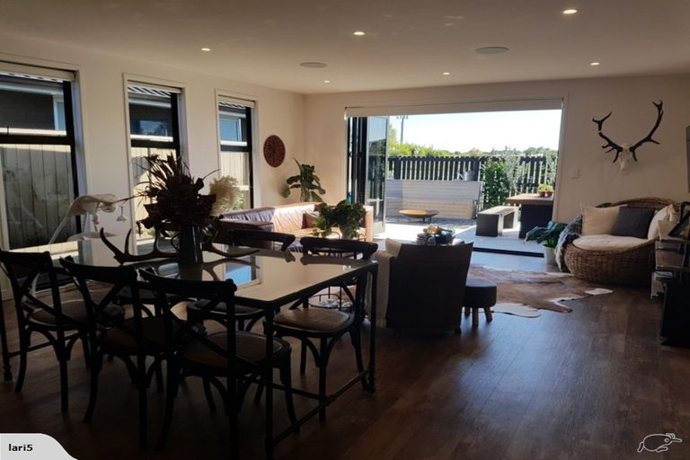 Photo of property in 36 Marion Crescent, Papamoa Beach, Papamoa, 3118