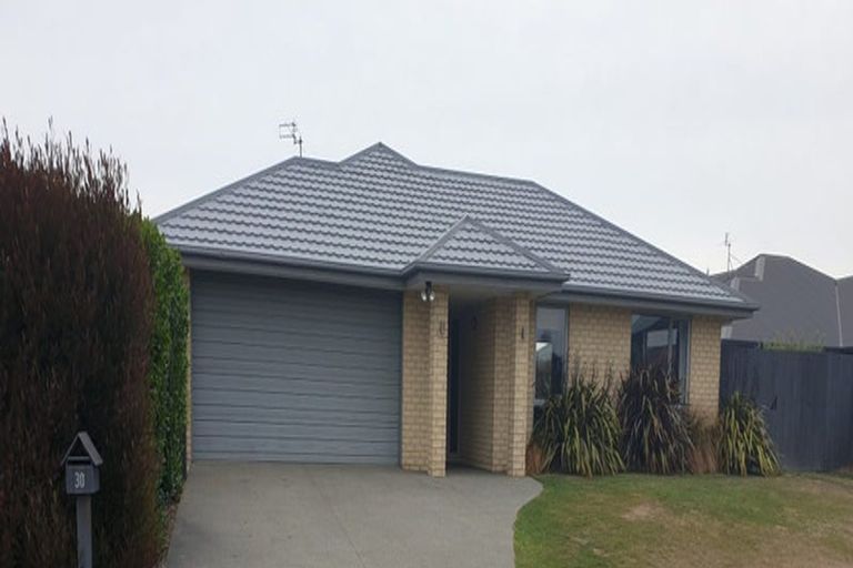 Photo of property in 30 Marlowe Place, Rolleston, 7614