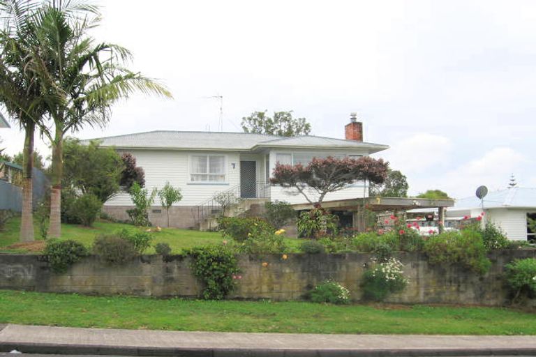 Photo of property in 7 Nandana Drive, Glen Eden, Auckland, 0602