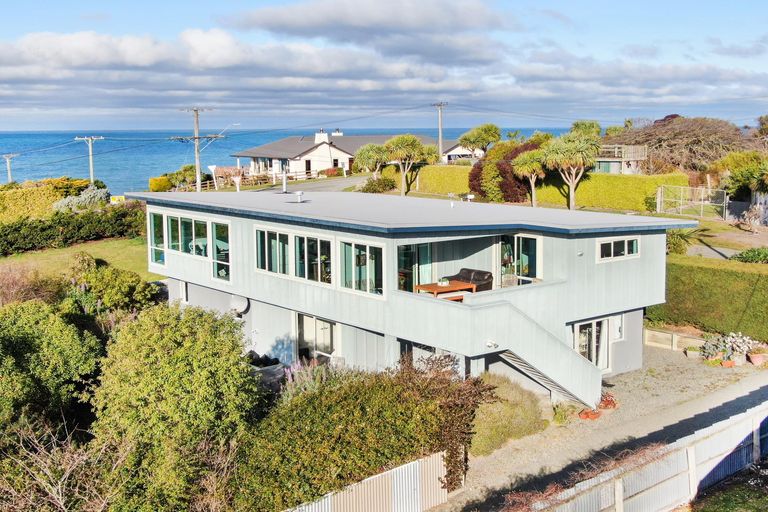 Photo of property in 8a Magdala Street, Kakanui, Oamaru, 9495