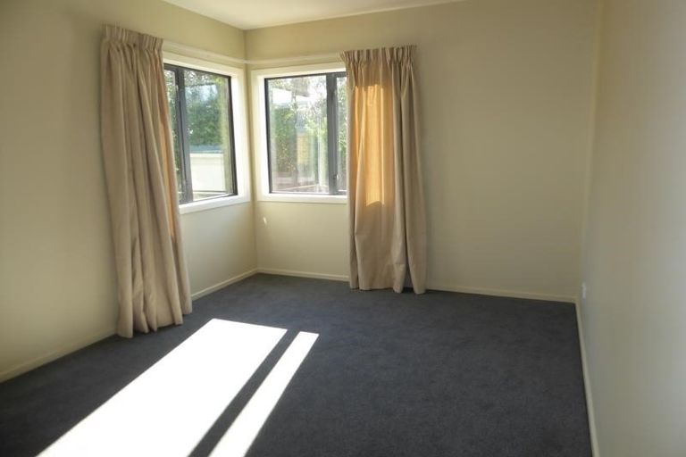 Photo of property in 2/104 Perry Street, Papanui, Christchurch, 8053
