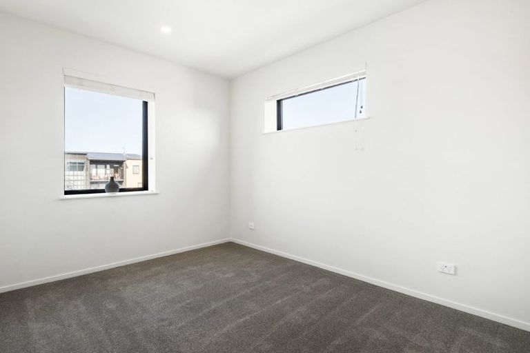 Photo of property in 207/38d Fraser Avenue, Northcote, Auckland, 0627