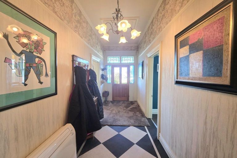 Photo of property in 50 Tees Street, South Hill, Oamaru, 9400