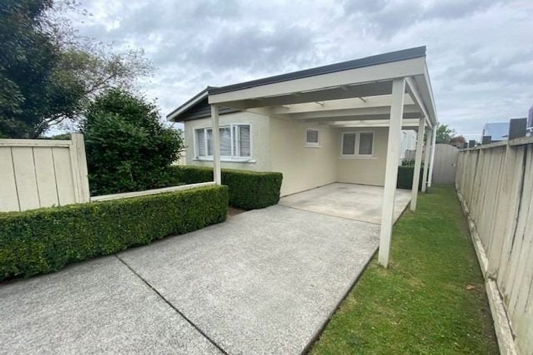 Photo of property in 14 Brinkley Road, Otumoetai, Tauranga, 3110