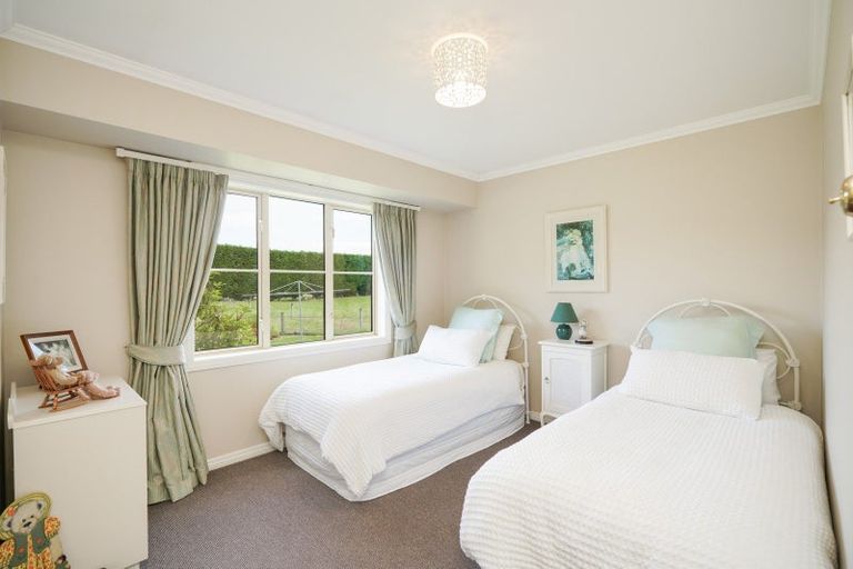 Photo of property in 38b Winton Lorneville Highway, Winton, 9781