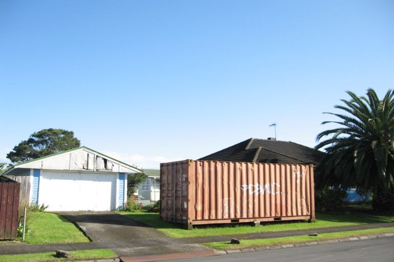 Photo of property in 1 Nairn Place, Otara, Auckland, 2023