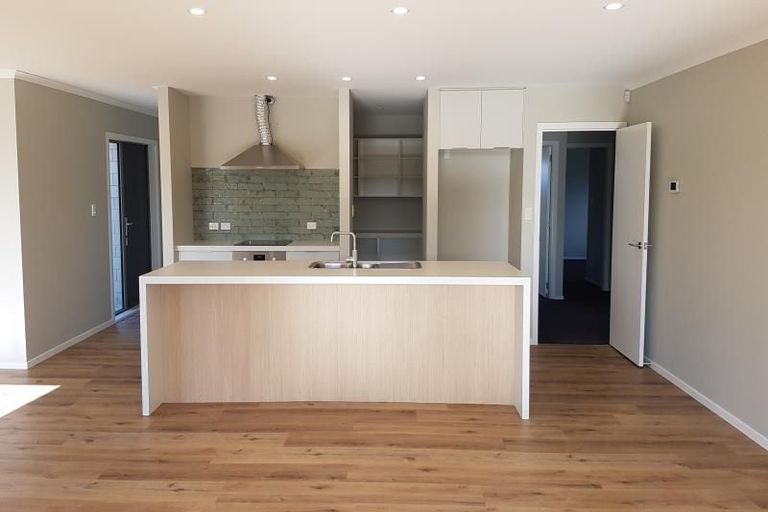 Photo of property in 14 Omaka Place, Aotea, Porirua, 5024