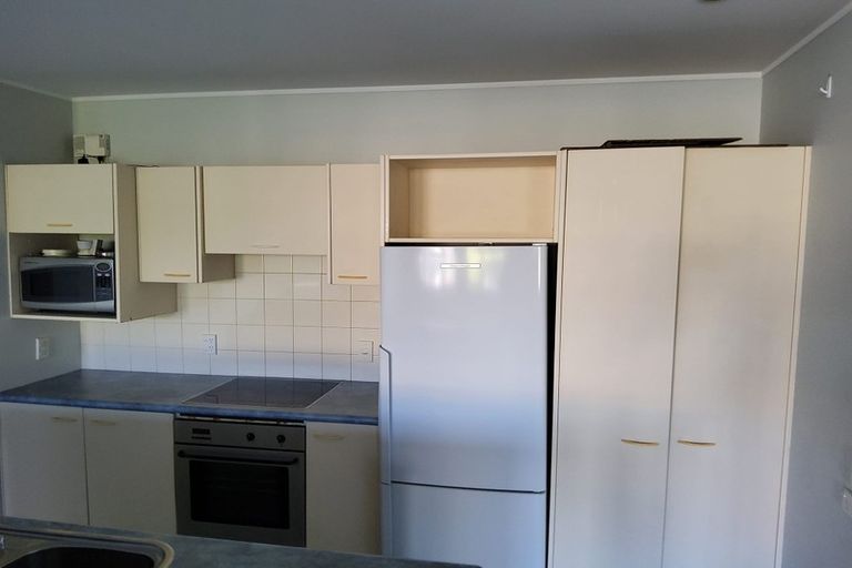 Photo of property in Grandstand Apartments, 37/80 Kent Terrace, Mount Victoria, Wellington, 6011