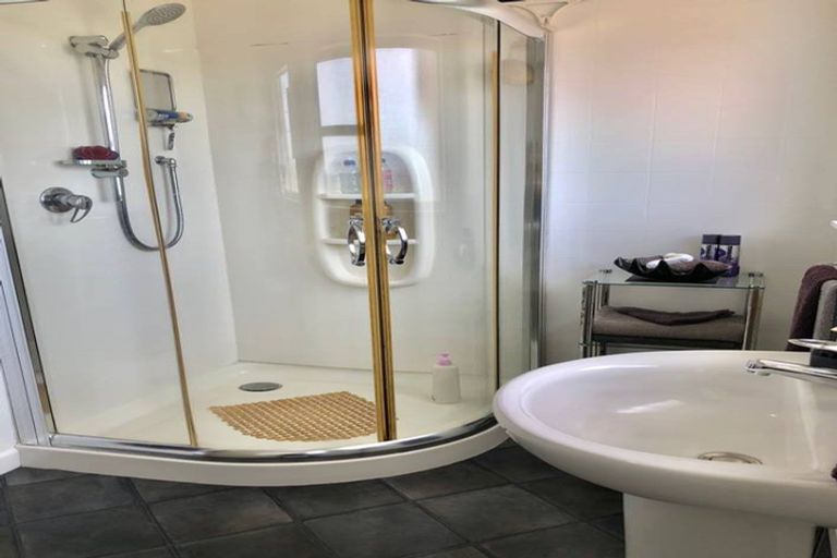 Photo of property in 16 Brookfield Terrace, Brookfield, Tauranga, 3110