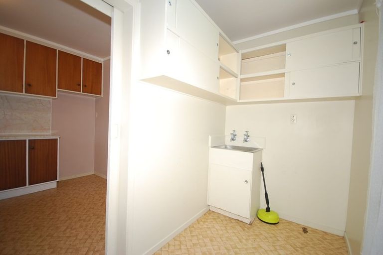 Photo of property in 1/17 Ballater Place, Highland Park, Auckland, 2010