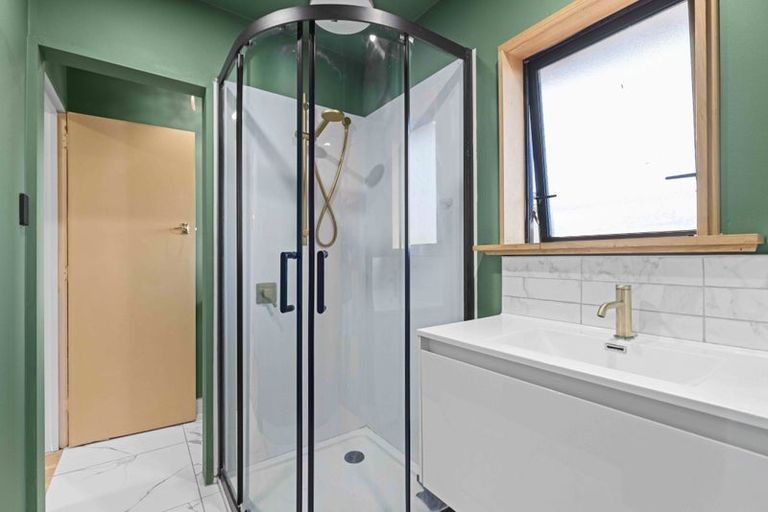 Photo of property in 12 Ottawa Road, Wainoni, Christchurch, 8061