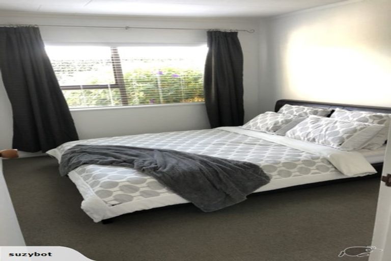 Photo of property in 11 Renata Road, Otaki, 5512