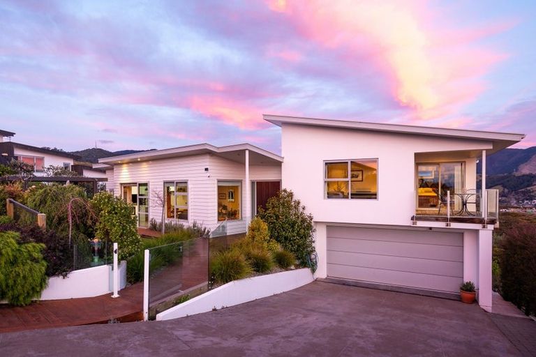 Photo of property in 6 Heemskerck Place, Britannia Heights, Nelson, 7010
