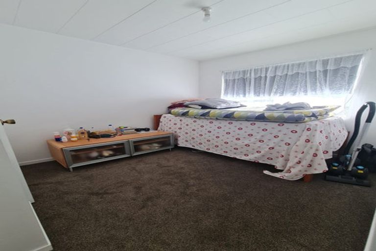 Photo of property in 2/54 Ambler Avenue, Glen Eden, Auckland, 0602