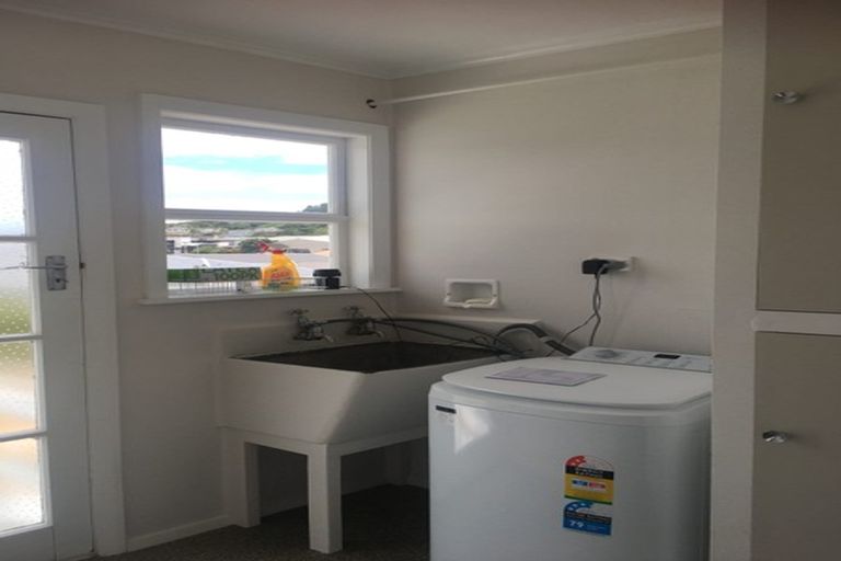 Photo of property in 28 Camperdown Road, Miramar, Wellington, 6022