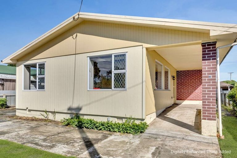 Photo of property in 19 Railway Esplanade, East Gore, Gore, 9710