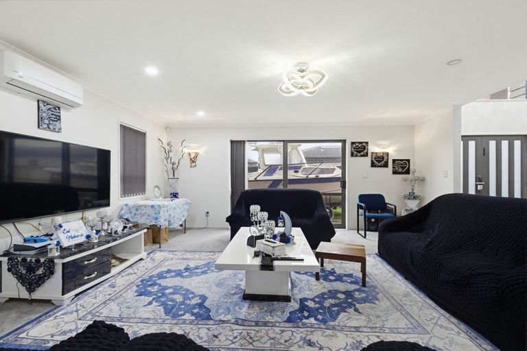 Photo of property in 56a Cambridge Terrace, Papatoetoe, Auckland, 2025