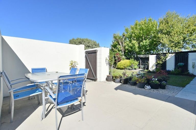 Photo of property in 15b Watson Place, Rangiora, 7400