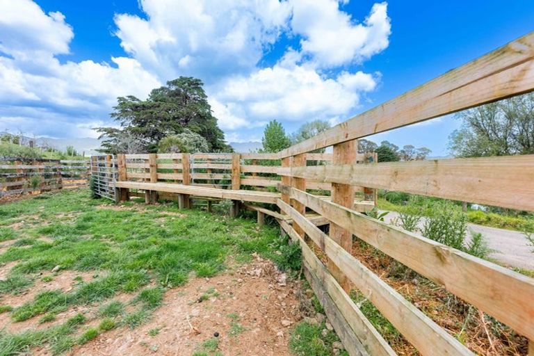 Photo of property in 15 Karuhiruhi Road, Oue, Kaikohe, 0473