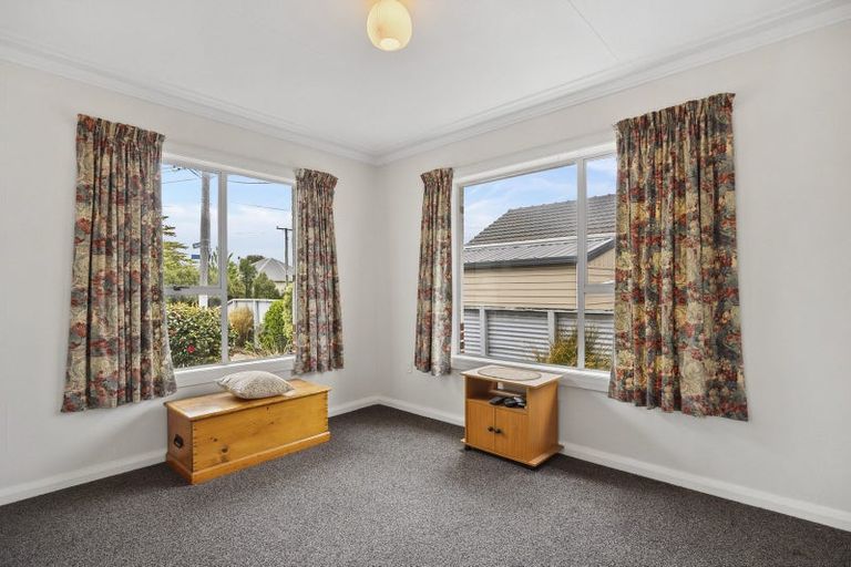 Photo of property in 27 Bush Road, Mosgiel, 9024