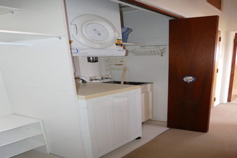 Photo of property in 1/8 Wattle Street, New Lynn, Auckland, 0600