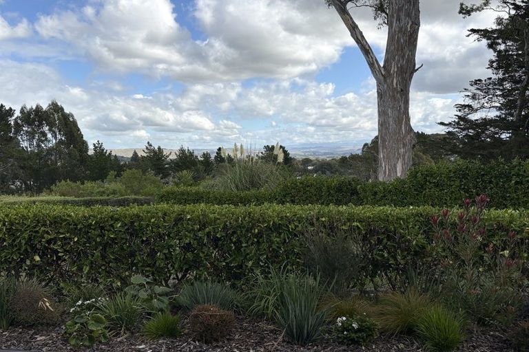 Photo of property in 8 Hikanui Drive, Havelock North, 4130