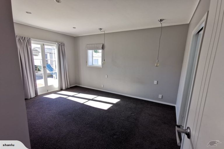 Photo of property in 21 Pilmuir Street, Hutt Central, Lower Hutt, 5010