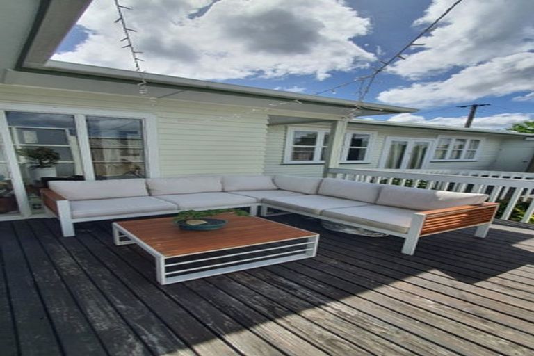Photo of property in 55 Coronation Road, Hillcrest, Auckland, 0627