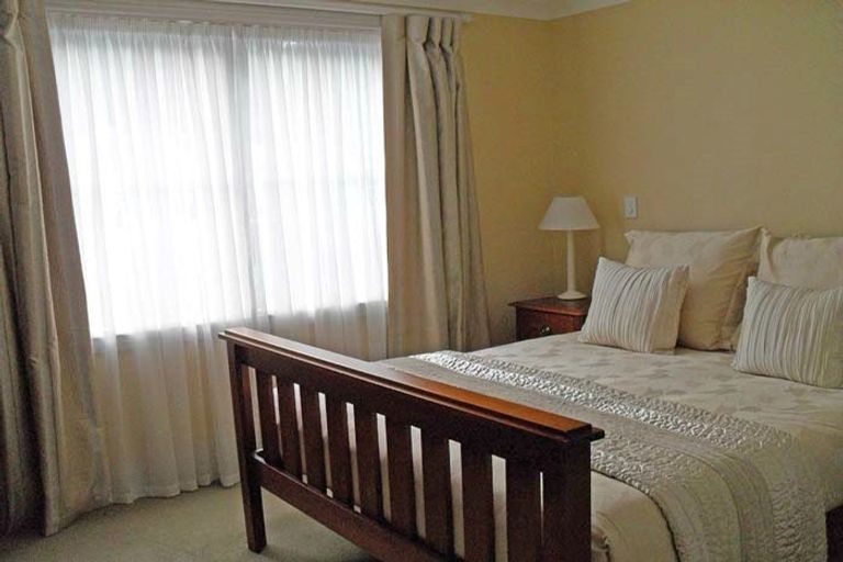 Photo of property in 154 Tinakori Road, Thorndon, Wellington, 6011