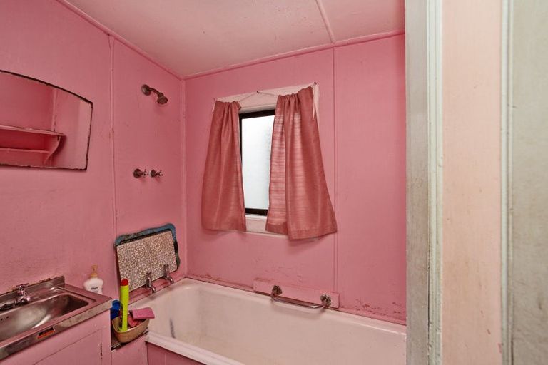 Photo of property in 52 Morton Street, Georgetown, Invercargill, 9812