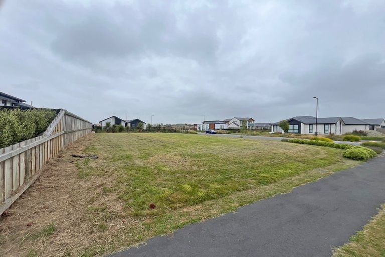 Photo of property in 35 Navarra Road, Halswell, 8025