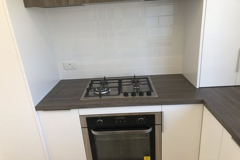 Photo of property in 33 Pepene Avenue, Takanini, 2112