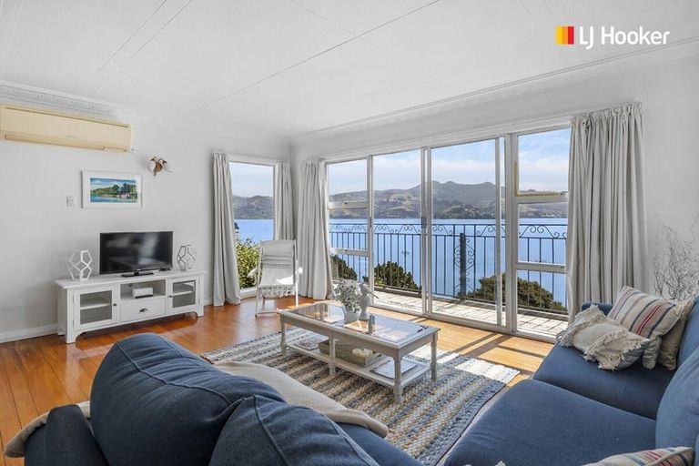 Photo of property in 35 Oxley Crescent, Broad Bay, Dunedin, 9014