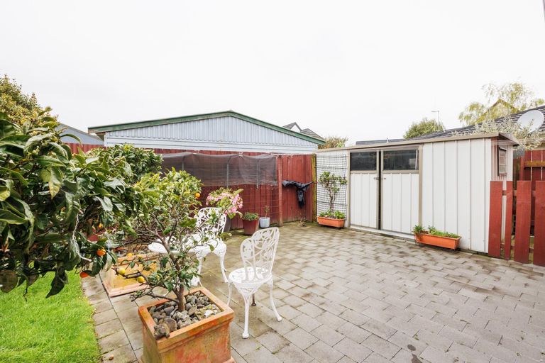 Photo of property in 135 Amberley Avenue, Highbury, Palmerston North, 4412