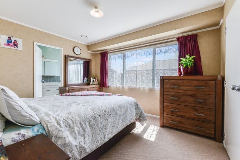 Photo of property in 12 Aldona Place, Fairview Downs, Hamilton, 3214