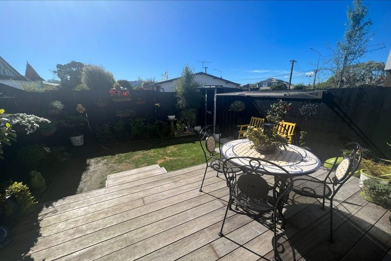 Photo of property in 7/27 New Brighton Road, Shirley, Christchurch, 8061