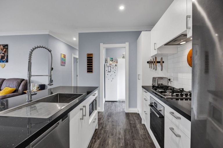 Photo of property in 4 Manatu Lane, Inglewood, 4330