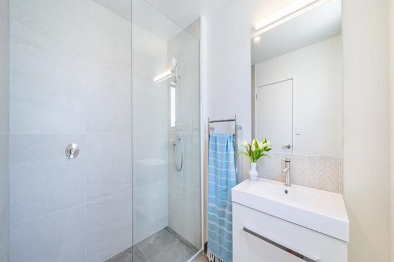 Photo of property in 37 Holystone Road, Whitby, Porirua, 5024