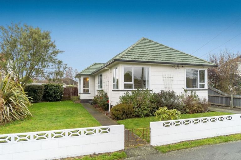 Photo of property in 324 Hills Road, Mairehau, Christchurch, 8013