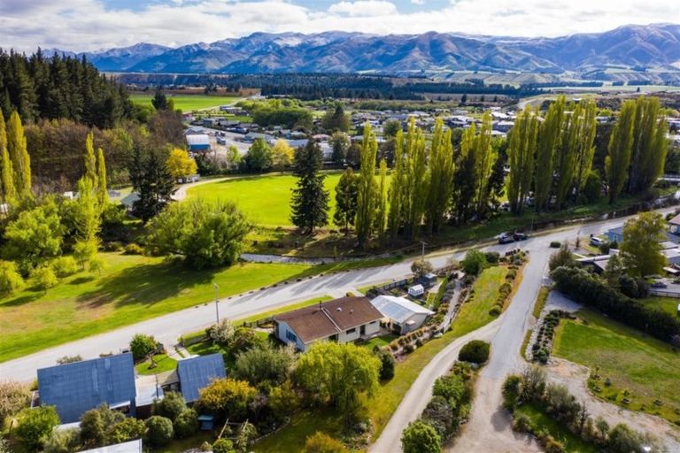 Photo of property in 52 Kingan Road, Luggate, Cromwell, 9383