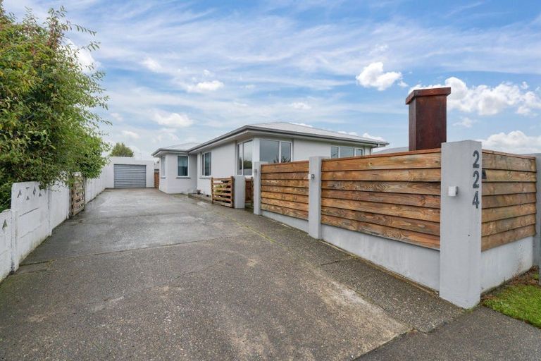 Photo of property in 224 Conyers Street, Strathern, Invercargill, 9812