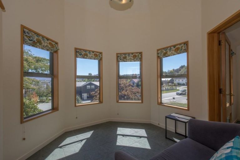 Photo of property in 22 Tenby Street, Wanaka, 9305